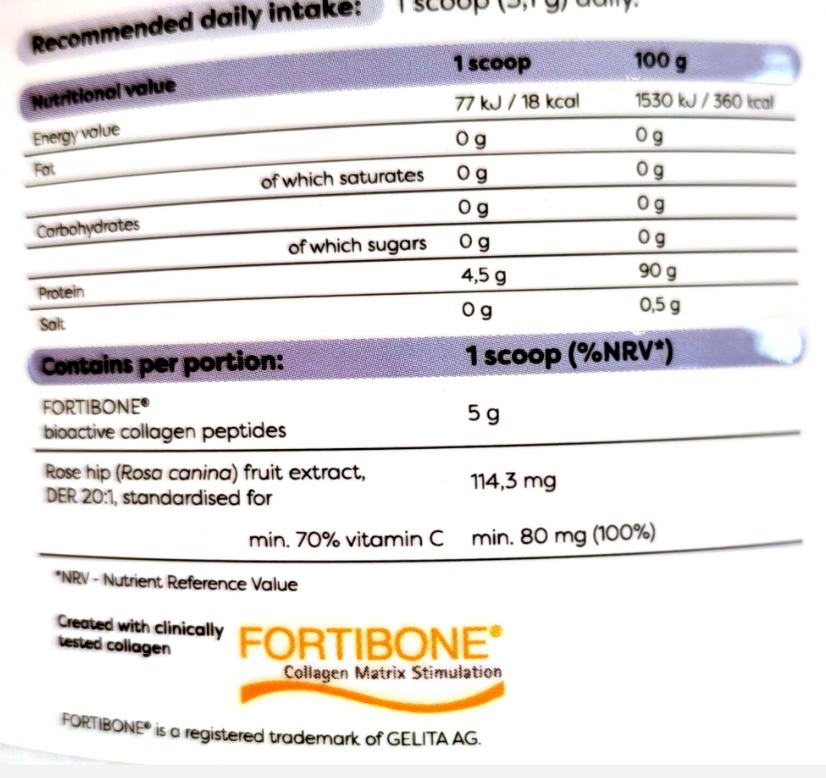 Close-up of a Fortibone collagen powder nutrition label showing daily intake and portion details for 1 scoop (100 g). Visible text includes Fortibone, Gelta AG, and collagen matrix stimulation branding on a white background.