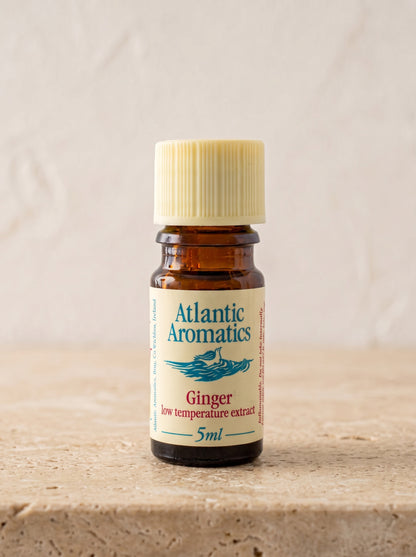 Atlantic Aromatics Organic Ginger CO2 Extract – 5ml front bottle on warm beige background