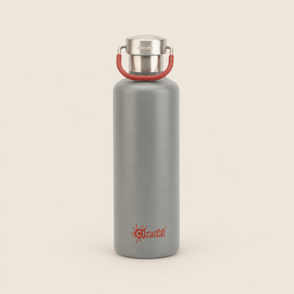 Cheeki Classic Insulated Water Bottle – Slate 600ml on a warm beige background