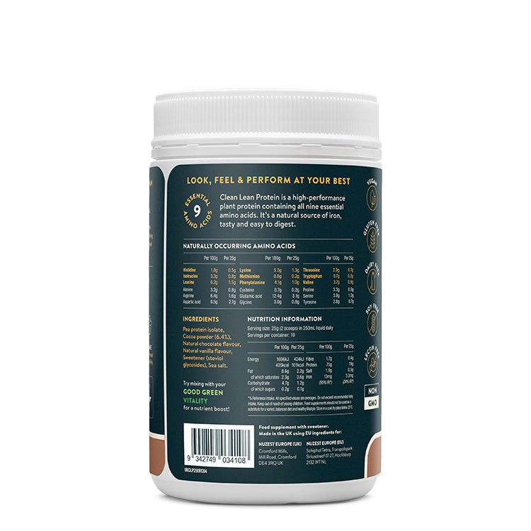 Scoop of Nuzest Clean Lean Protein powder in chocolate flavour